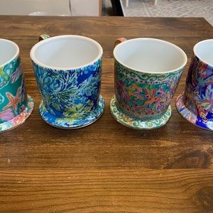 Lilly Pulitzer 4 Ceramic Mugs Shell Search  Sunset Safari Wade n Sea Seek Find